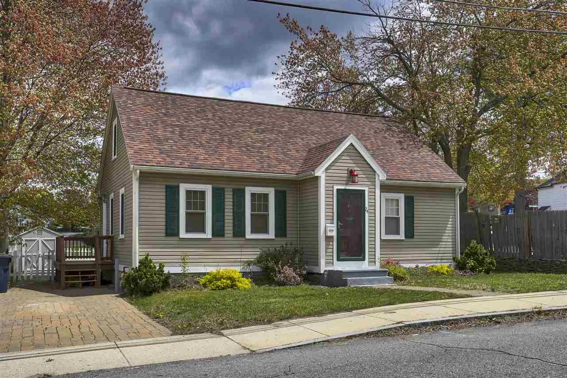 24 Markar Street Nashua NH 03060