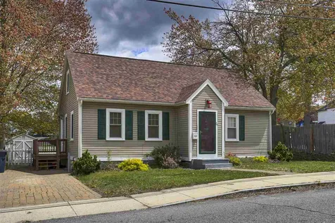 24 Markar Street Nashua NH 03060
