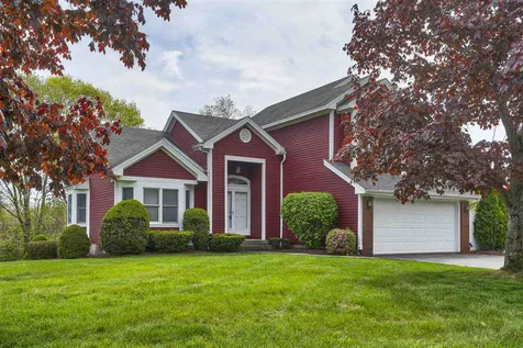 73 Highview Terrace Manchester NH 03104