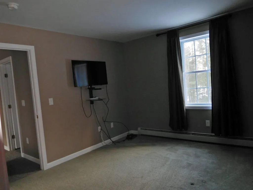 5 Nicholas Way Nottingham NH 03290