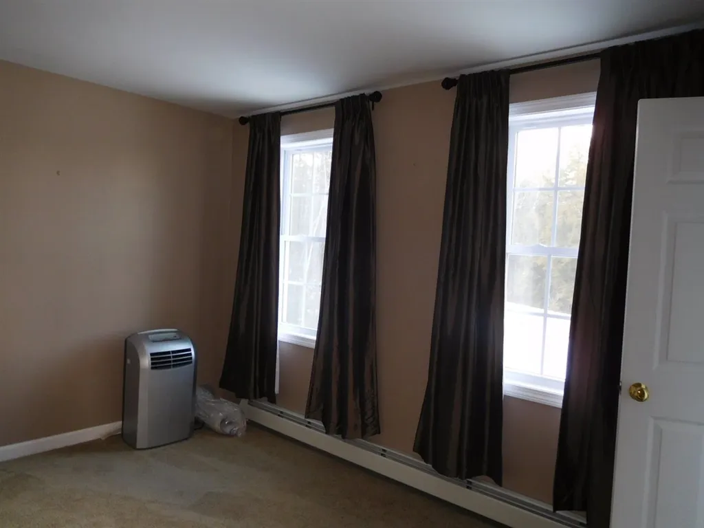5 Nicholas Way Nottingham NH 03290