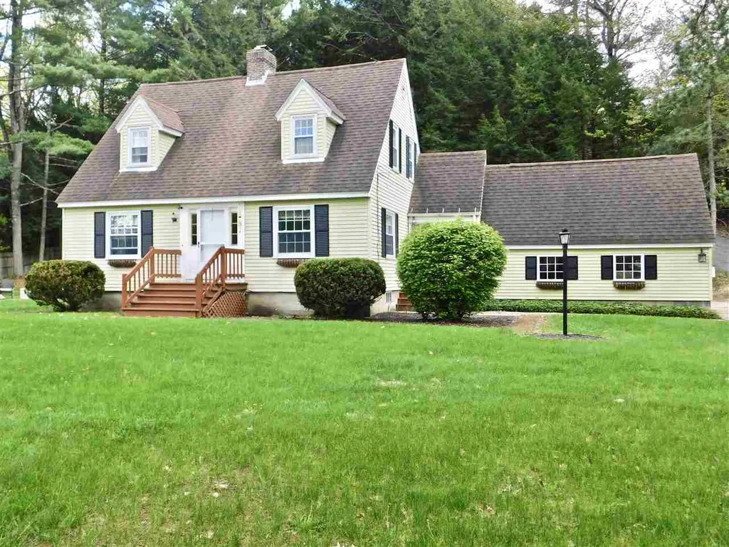 15 Pineridge Street Goffstown NH 03045
