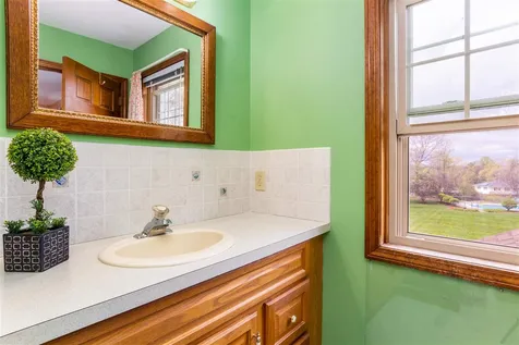 61 Carriage Way Colchester VT 05446