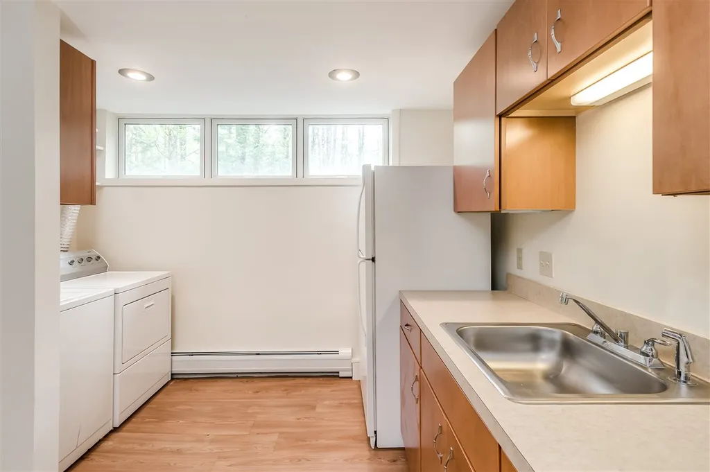 17 Orchard Drive Durham NH 03824