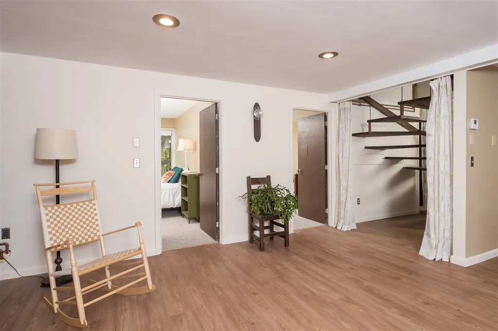 17 Orchard Drive Durham NH 03824
