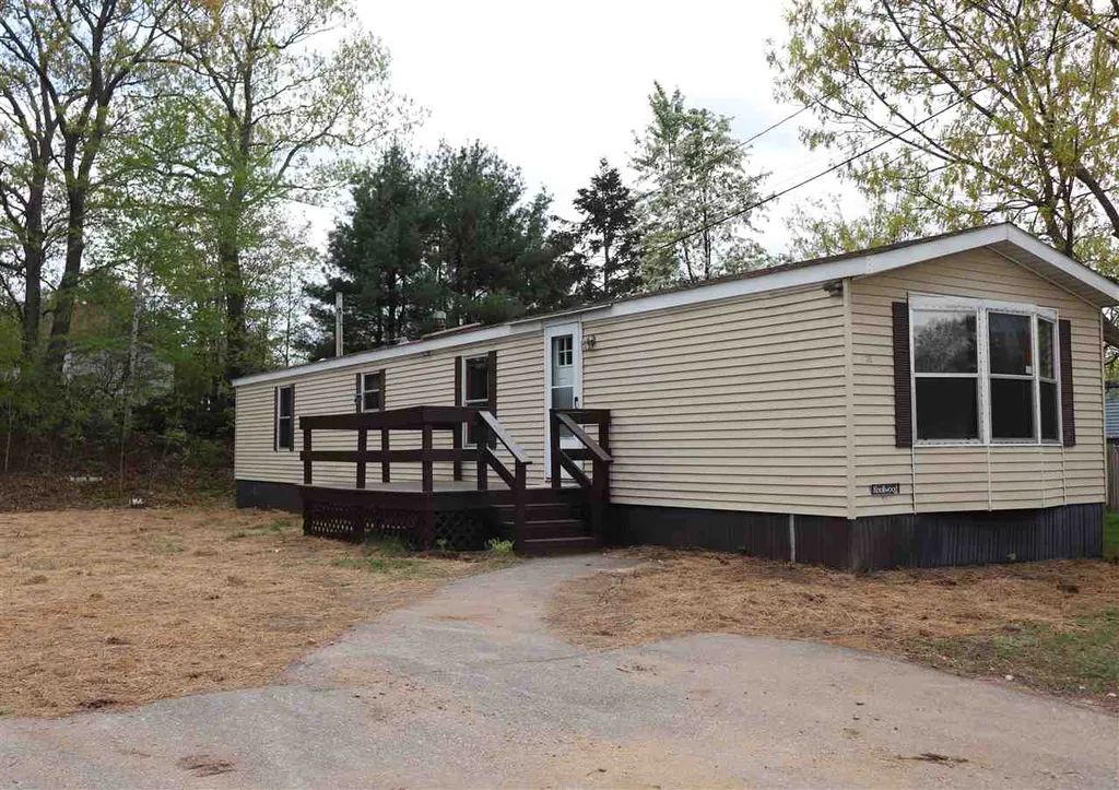 38 Fernald Lane Rochester NH 03867