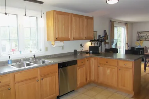 365 Chestnut Hill Road Rochester NH 03867