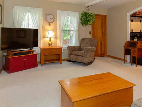 26 West Shore Park Road Kingston NH 03848