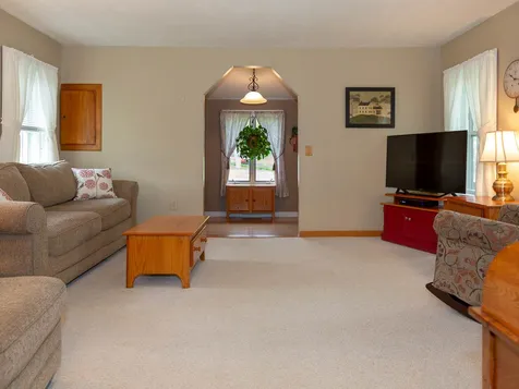 26 West Shore Park Road Kingston NH 03848