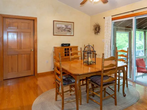 26 West Shore Park Road Kingston NH 03848