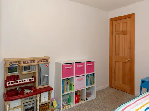 26 West Shore Park Road Kingston NH 03848
