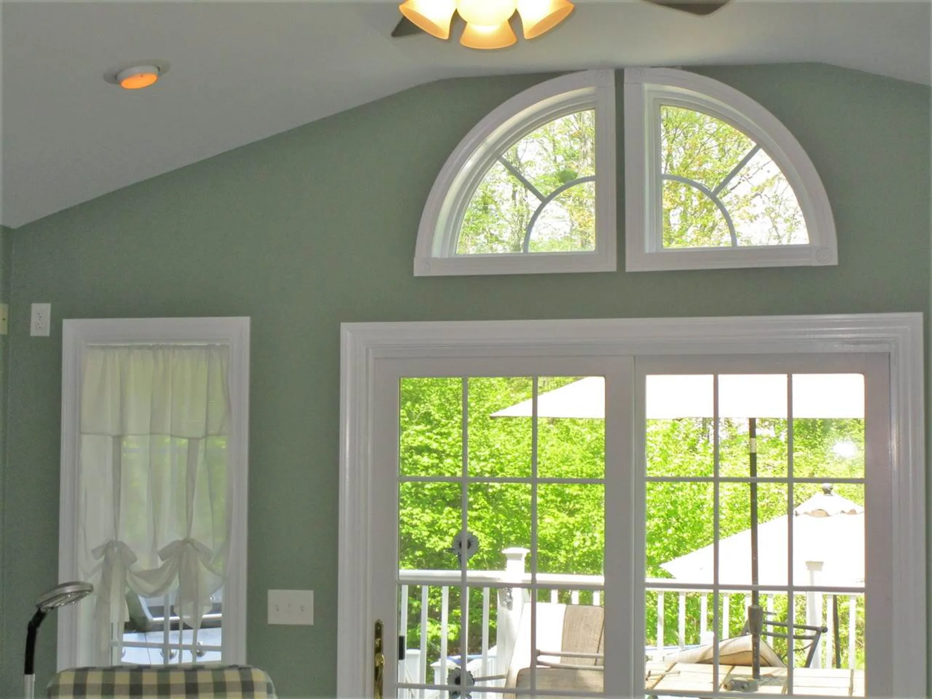 40 Redcoat Drive Hampstead NH 03841