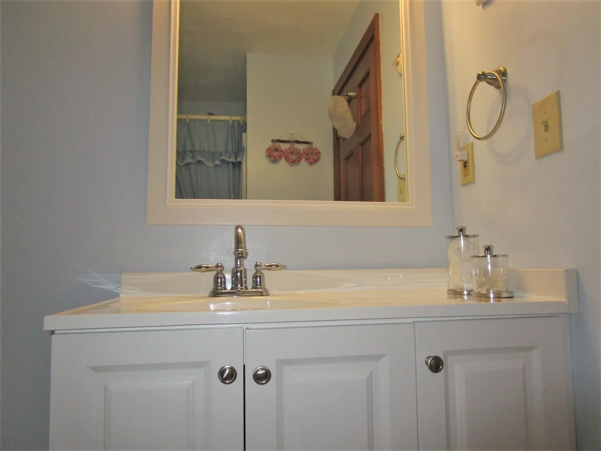 40 Redcoat Drive Hampstead NH 03841