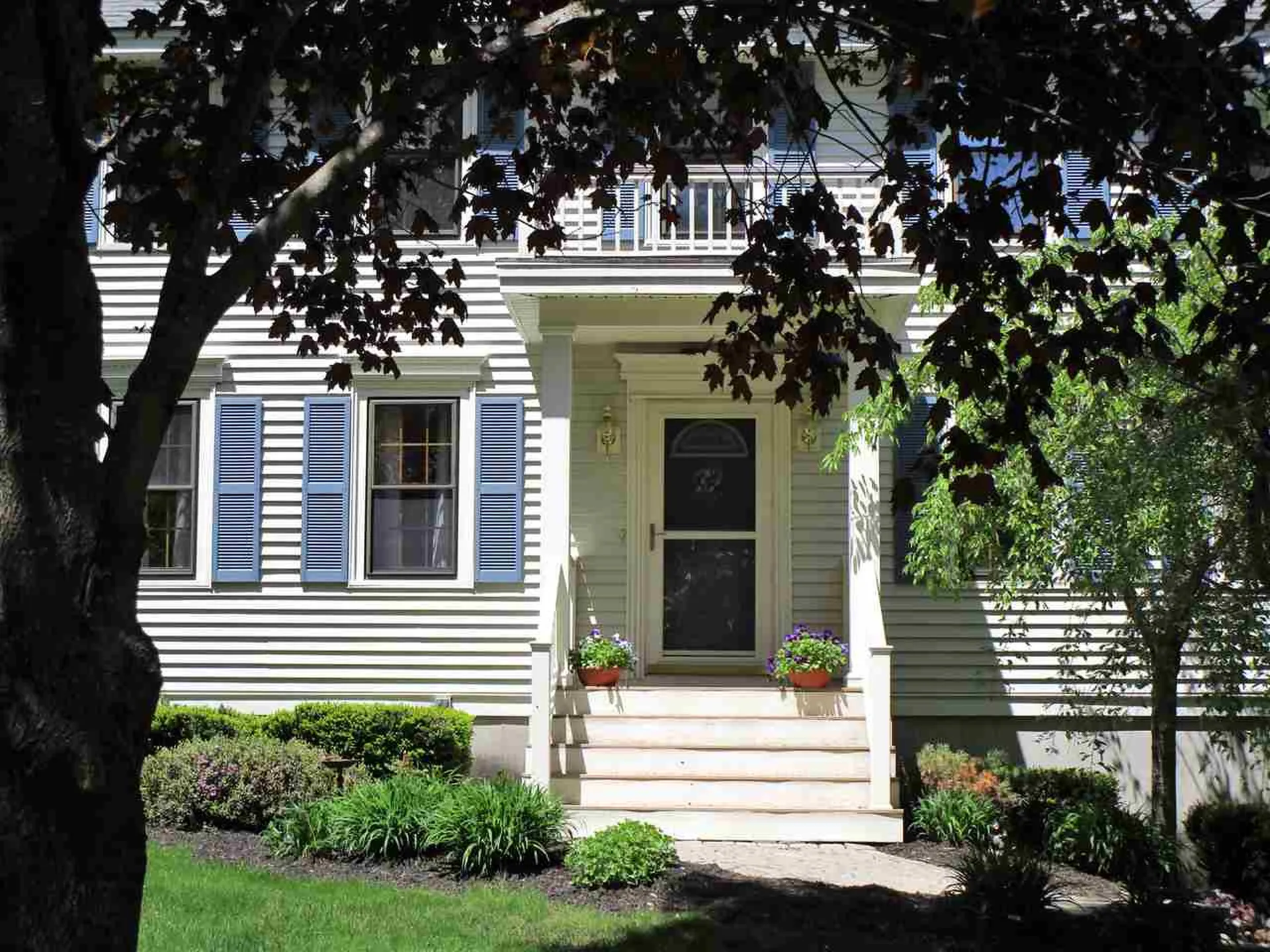 40 Redcoat Drive Hampstead NH 03841