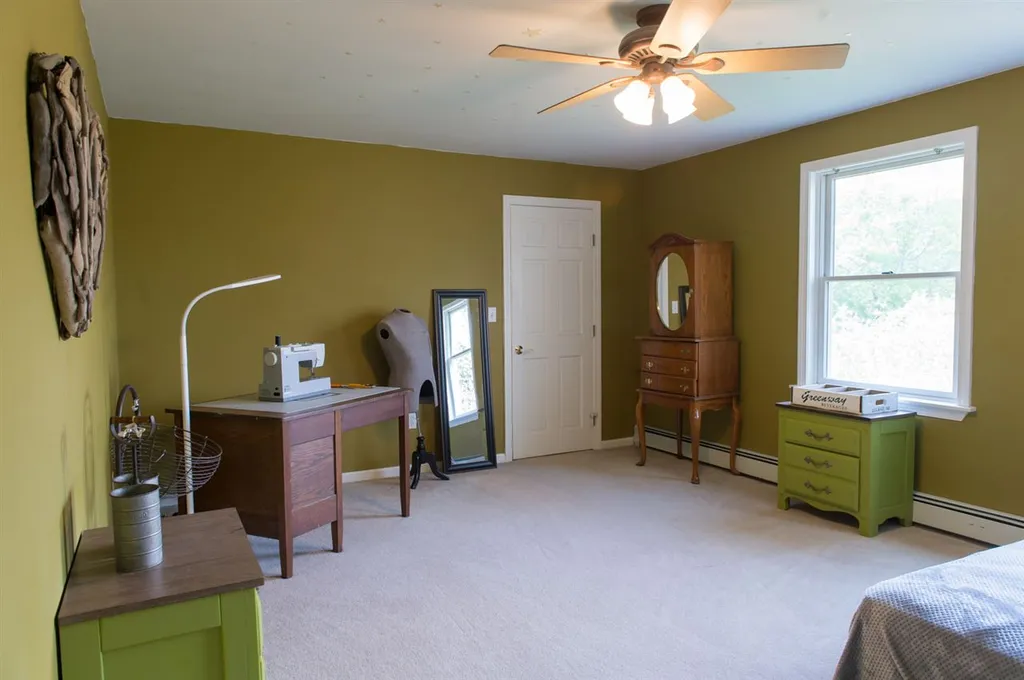 437 Stockdale Circle Rollinsford NH 03869