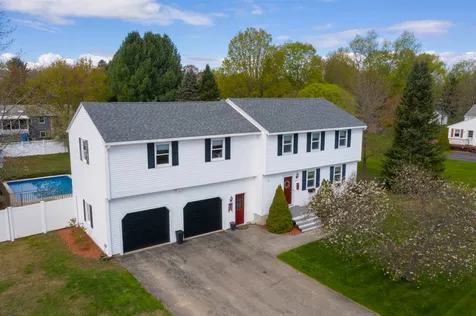 437 Stockdale Circle Rollinsford NH 03869