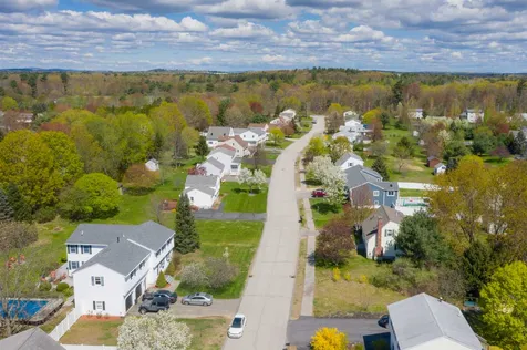 437 Stockdale Circle Rollinsford NH 03869