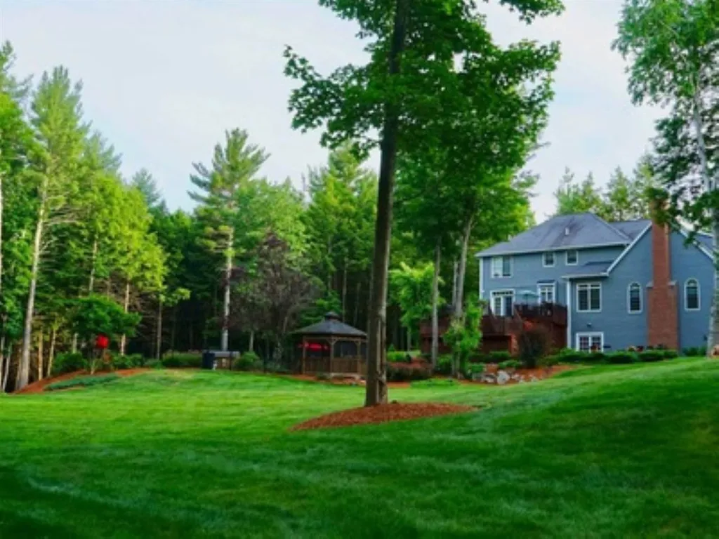 6 Monticello Drive Amherst NH 03031