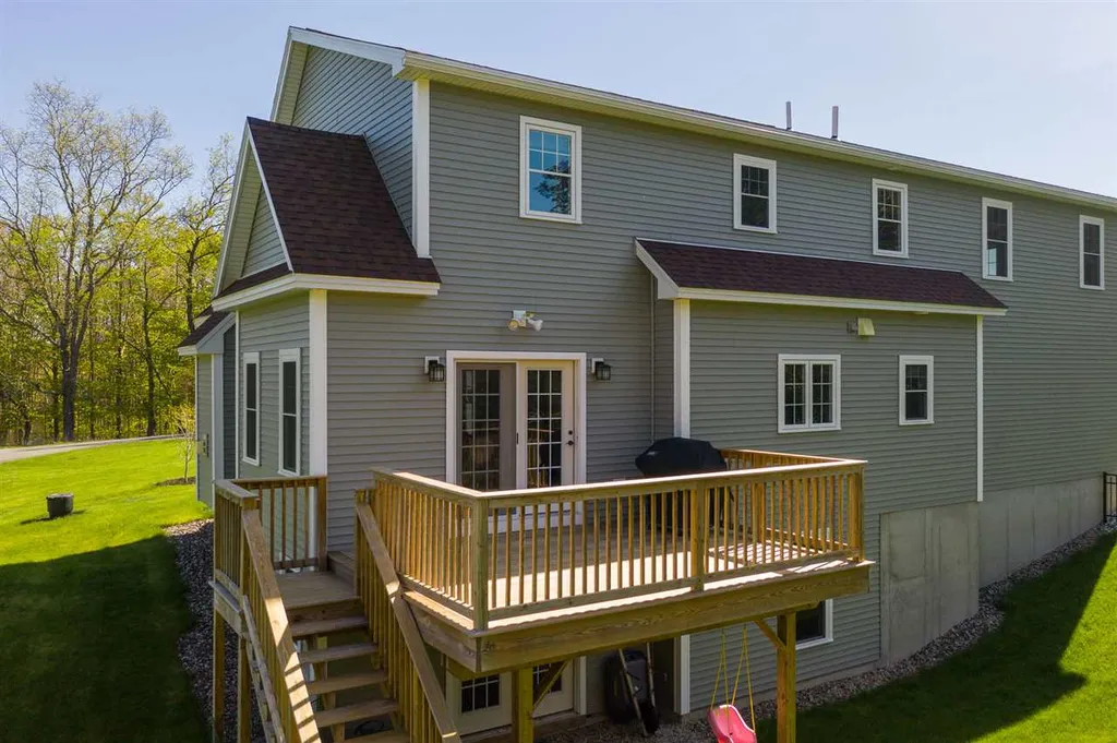 3 Cider Mill Lane Kittery ME 03904