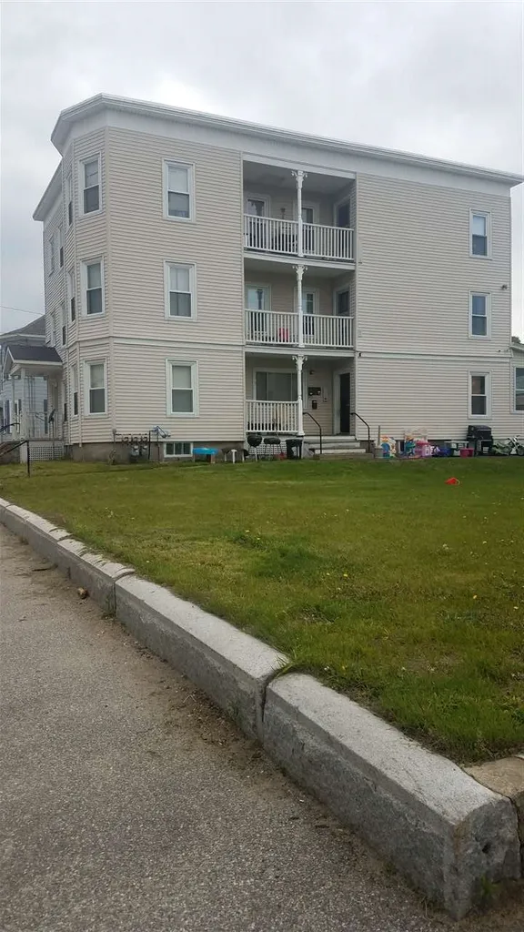 449 Kelley Street Manchester NH 03102