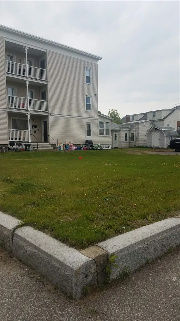 449 Kelley Street Manchester NH 03102