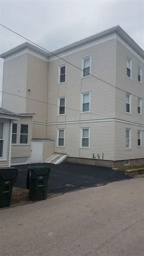 449 Kelley Street Manchester NH 03102
