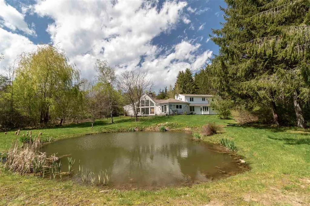62 Vista Drive Shelburne VT 05482