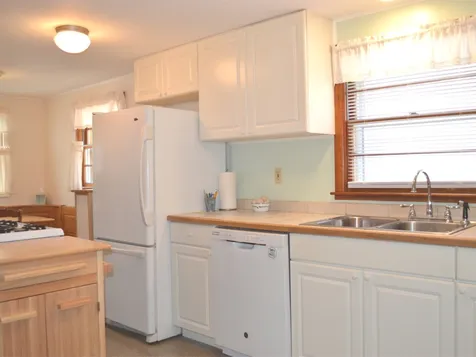 123 Street Peter Street Winooski VT 05404
