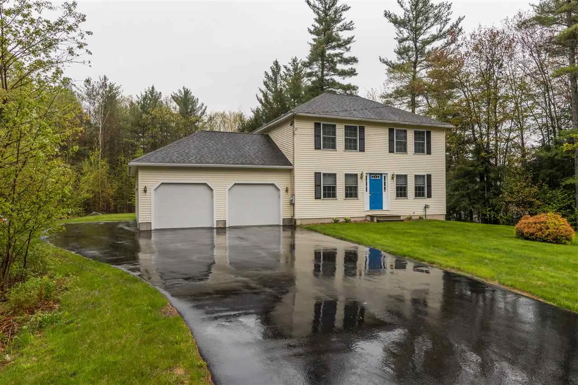 7 Lincoln Circle Hillsborough NH 03244