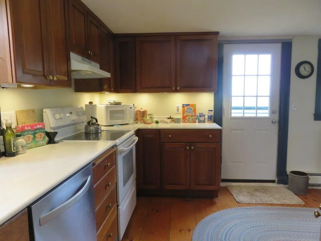 140 Tuttle Hill Road Orange NH 03741