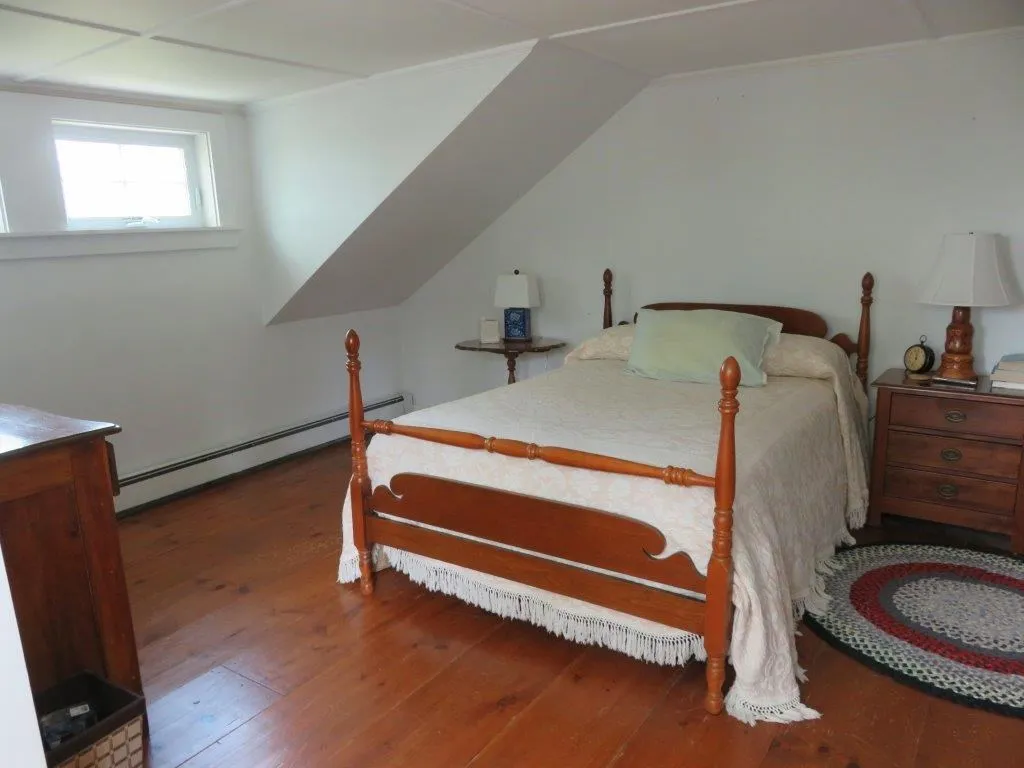 140 Tuttle Hill Road Orange NH 03741