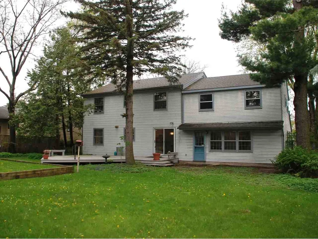 54 Summit Ridge Burlington VT 05401