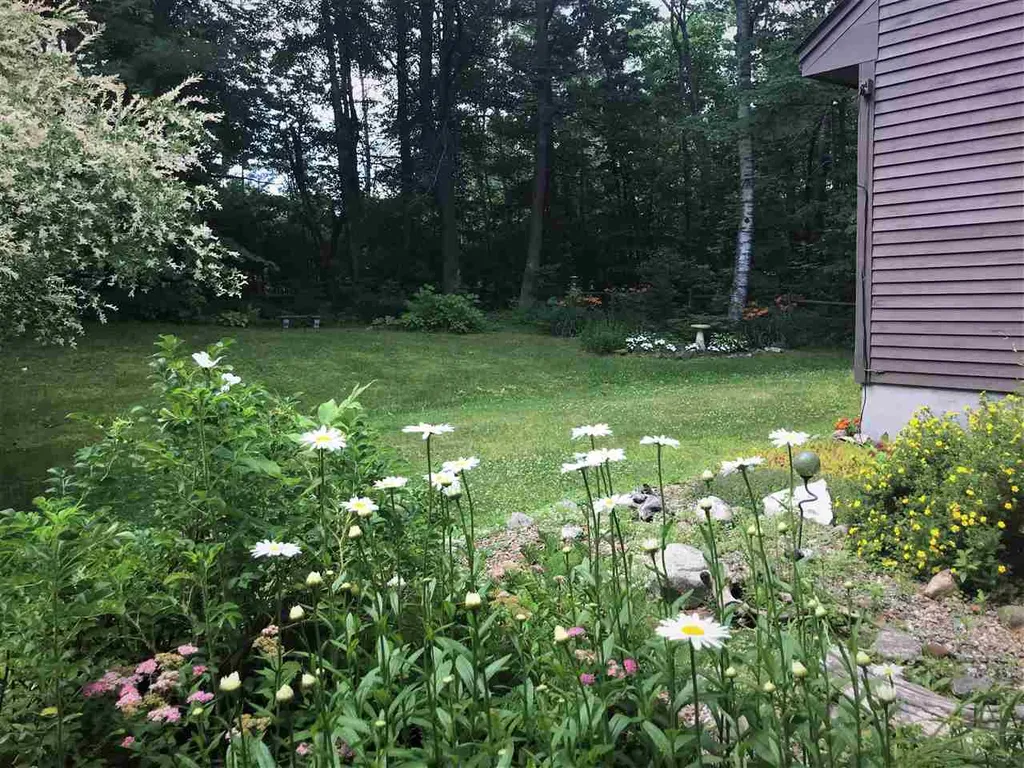 195 Jones Hill Road Enfield NH 03748