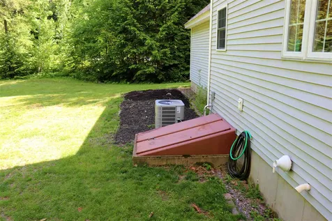 44 Stonington Drive Belmont NH 03220