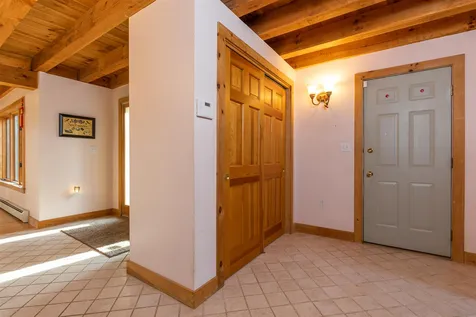 142 Mendums Landing Road Barrington NH 03825