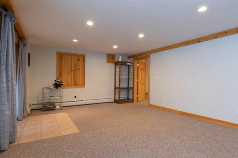 142 Mendums Landing Road Barrington NH 03825