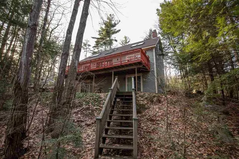 142 Mendums Landing Road Barrington NH 03825