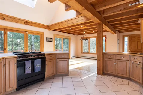 142 Mendums Landing Road Barrington NH 03825