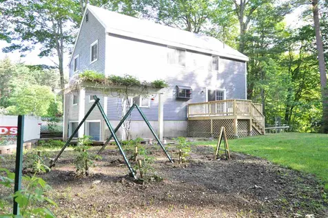 5 Fox Hollow Road Derry NH 03038