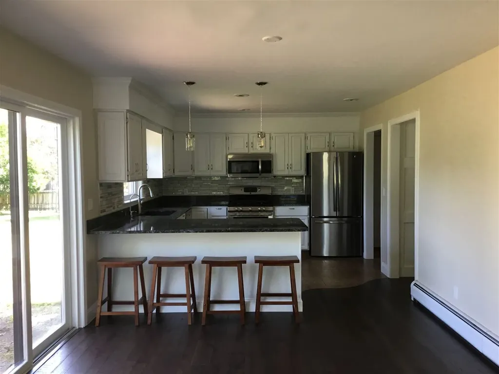 60 Moss Glen Lane South Burlington VT 05403