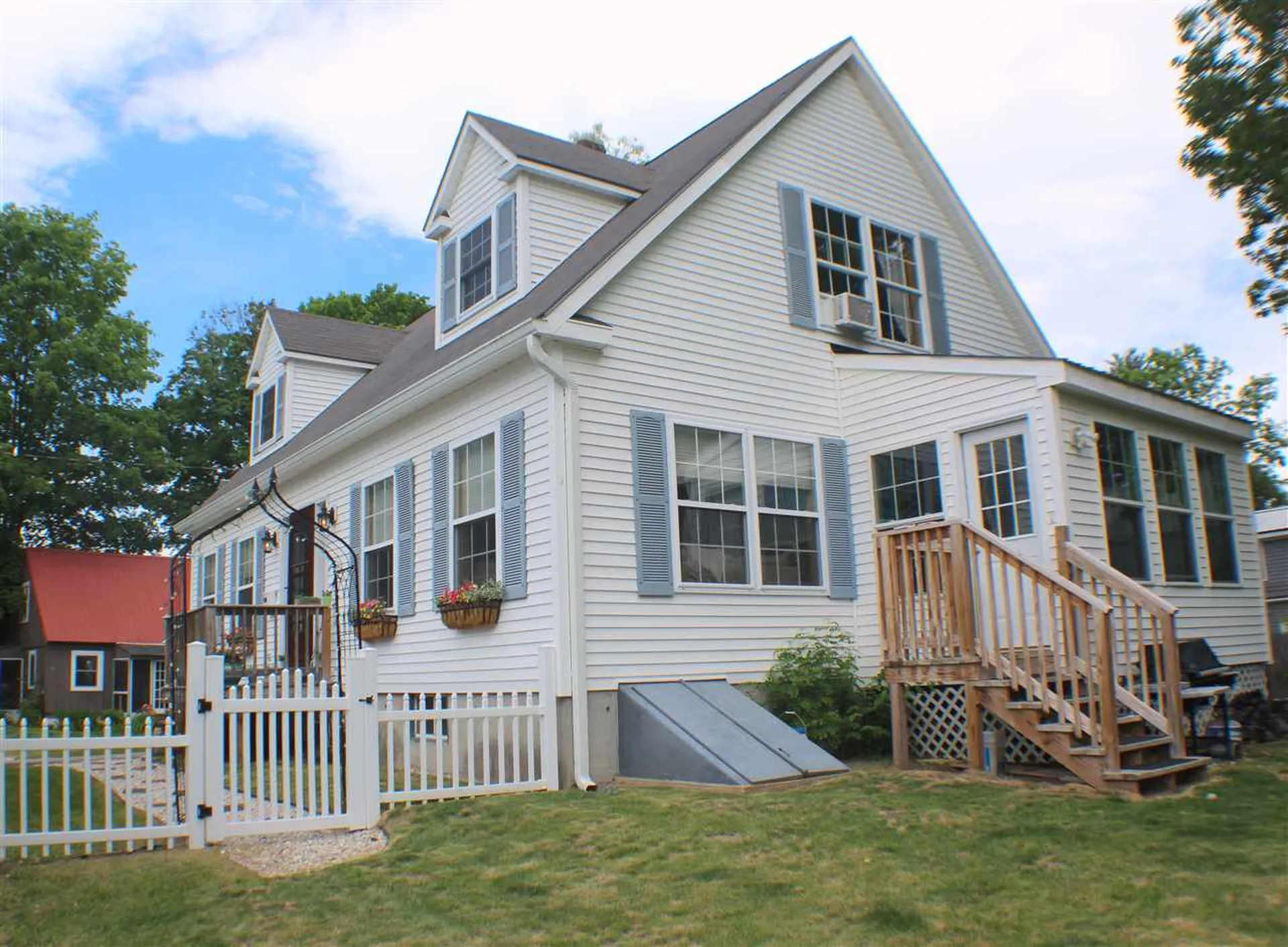 9 Cottage Street Fryeburg ME 04037