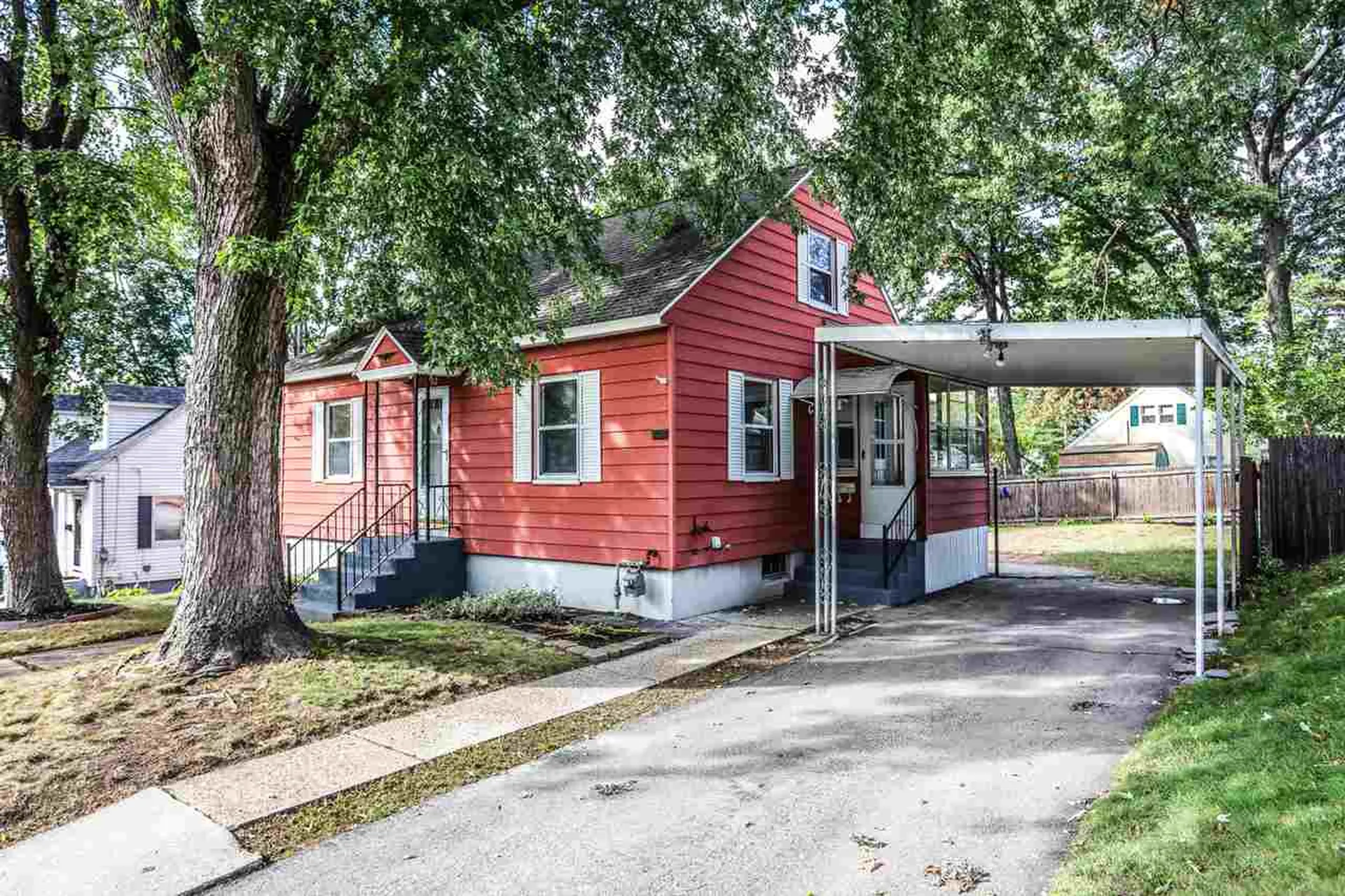 202 Holly Avenue Manchester NH 03103
