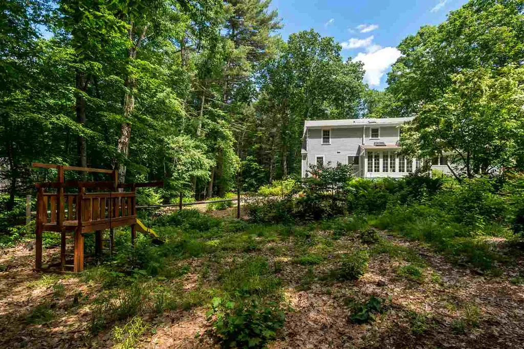 26 Granger Drive Lee NH 03861