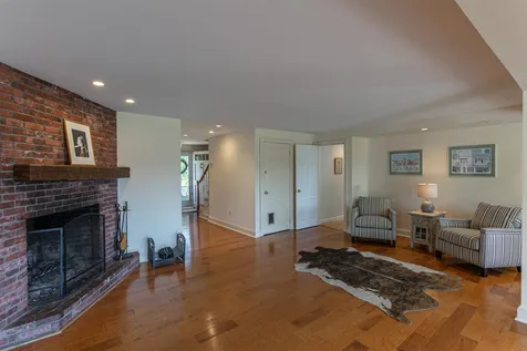 1615 King Hill Road New London NH 03257
