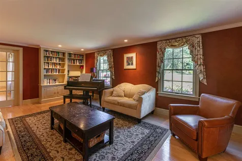 1615 King Hill Road New London NH 03257