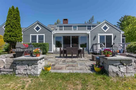 1615 King Hill Road New London NH 03257