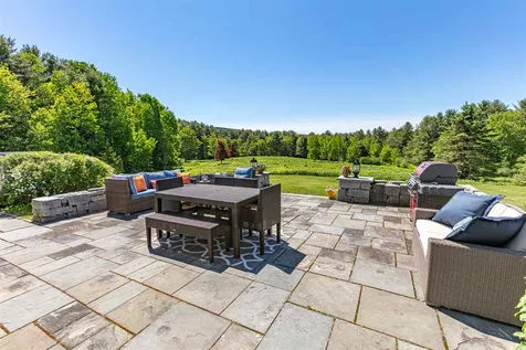 1615 King Hill Road New London NH 03257