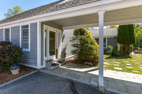 1615 King Hill Road New London NH 03257