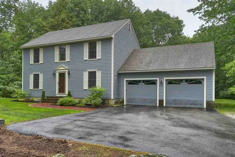 11 Colleny Drive Bedford NH 03110