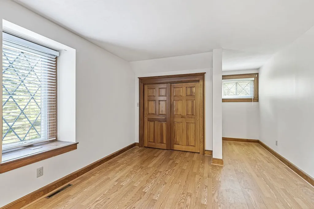 8 Beau Monde Drive North Hampton NH 03862